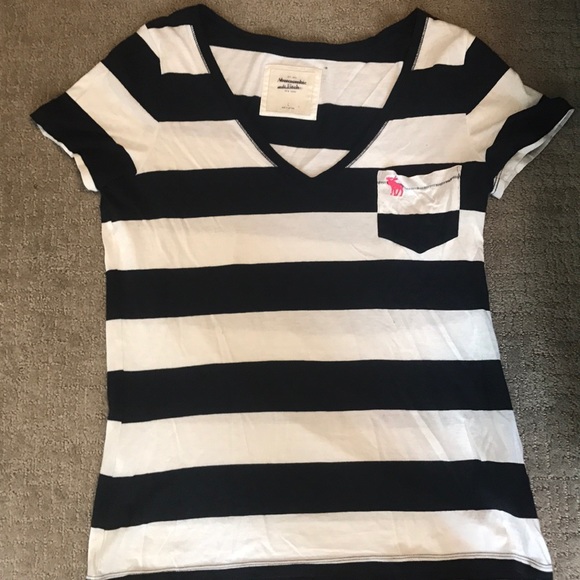 Abercrombie and Fitch Short Sleeve Shirt - Picture 1 of 4